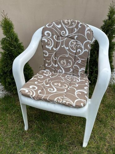 Posteljina: Podmetači za stolice od table sundjera️ Dimenzije podmetača:82x40️ — 2