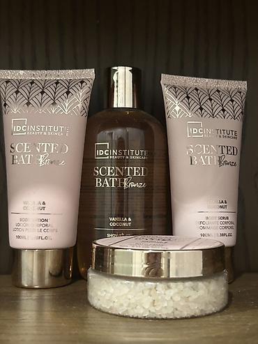 Kosmetik dəst, 4 məhsul, Yeni