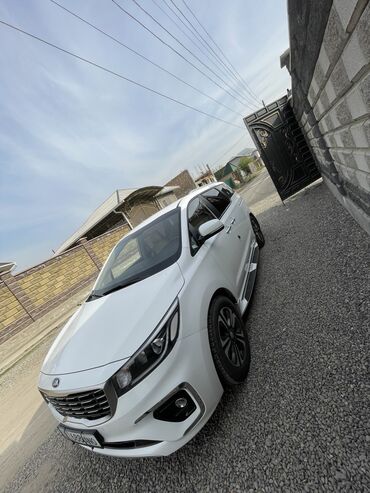 Kia: Kia Carnival: 2018 г., Минивэн — 5