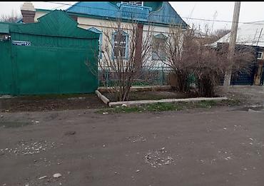 Продажа коттеджей и домов: 🏡 Срочно продаётся Полдома 📍 Бишкек, район Аламединского рынка 2 — 1