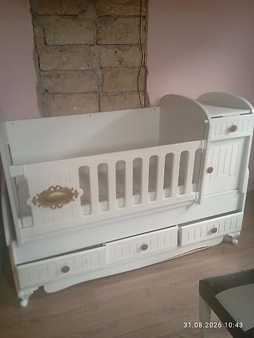 Mebel: Uşaq beşiyi – ağ rəngdə, funksional kombi model - Material: MDF/taxta — 2