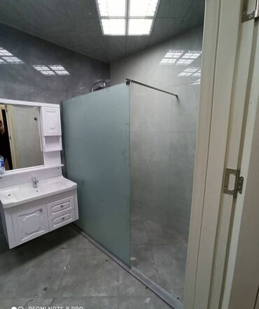 Duş kabinaları, arakəsmələr: Arakəsmə, Düzbucaqlı — 28