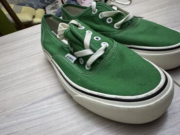 спортивные женские кофты: Кроссовки, 39, Vans, Б/у, цвет - Зеленый, Самовывоз