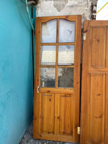 Межкомнатные двери: Дверь с окнами, Сосна, Б/у, 2 * Платная доставка