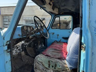 Yük maşınları: Yük maşını – GAZ (kabinə və ön hissə klassik GAZ-53/52 tipli), arxa — 10