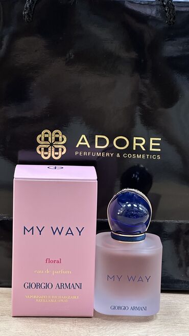 adore hədiyyə kartı: Yeni alinib 30ml 171 azn adore -den tek ust kloku acilib. 90 azn