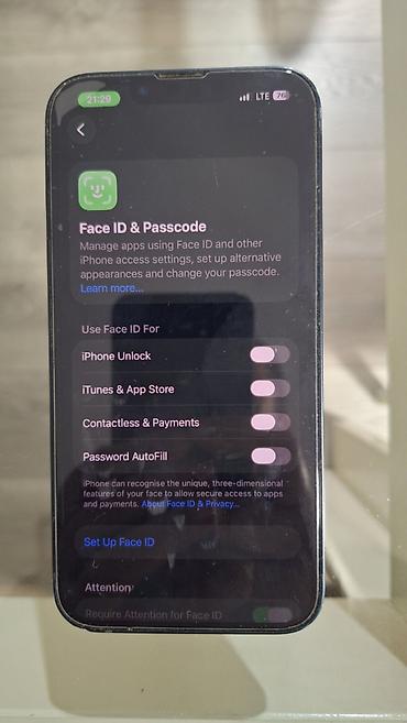 polovni tablet: Apple Iphone 13 128GB Na telefonu je sve fabricko,nikada — 9