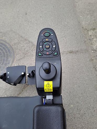 Invalidska kolica: Elektromotorna invalidska kolica – džojstik upravljanje - Kompaktna — 14