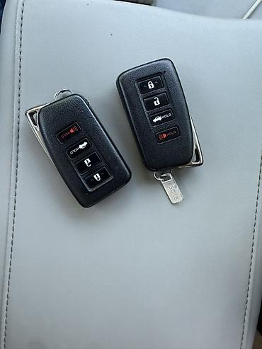 2 gr: Автомобильные ключи от Lexus gs 350, 2013 год (комплект из 2 штук) — 1