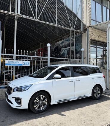 срочно срочно продаю машина: Kia Carnival: 2019 г., 2.2 л, Автомат, Дизель, Вэн/Минивэн