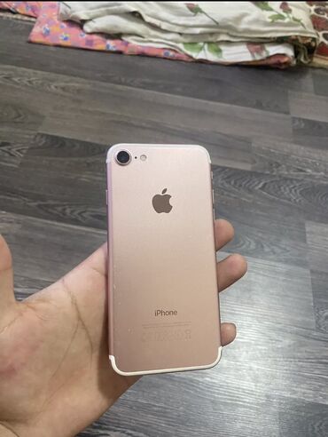 iohone 7: IPhone 7, Б/у, 128 ГБ, Розовый, Защитное стекло, Чехол, Кабель, 76 %