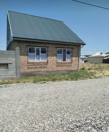 срочно продается дом: Үй, 90 кв. м, 3 бөлмө, Кыймылсыз мүлк агенттиги