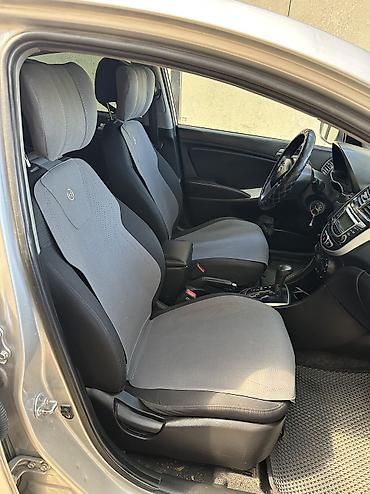 Продажа авто: Hyundai Solaris: 2014 г., 1.4 л, Автомат, Бензин, Седан — 6