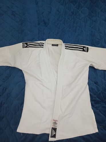 LuAZ: Adidas judo kimonosu kemer atl üst bir yerde 25 manat