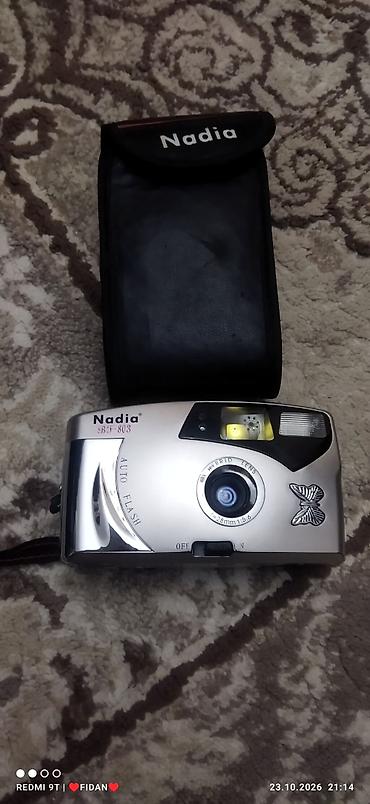 sokany utu feni: Nadia BF-803 plyonka fotoaparatı - 35 mm lent üçün kompakt kamera - — 1