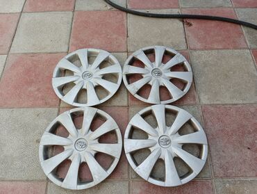 15 lik disklər: İşlənmiş Disk Toyota R 15, 5 Boltlu