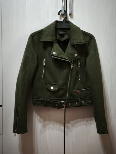 женские зимние куртки бишкек: Куртка женская, размер S Состояние отличное 1000 сом (брала за 3500)