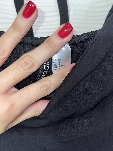 ruma obuca: Crna ženska haljina na bretele, veličina EUR 34 / US 4. Haljina je — 2