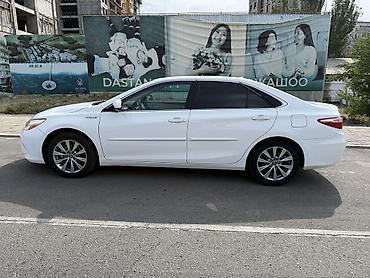 Toyota: Toyota Camry: 2016 г., Гибрид — 4