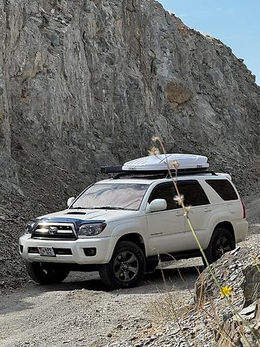 Toyota: Toyota 4Runner: 2008 г., 4 л, Бензин, Внедорожник — 1