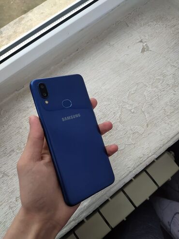 женские шубы из енота: Samsung A10s, 32 ГБ, цвет - Синий, Сенсорный, Отпечаток пальца, Две SIM карты