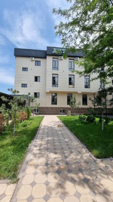 купить элитную квартиру: Сатам Имарат, Жабдуусу менен, Иштеп жаткан 1848 кв. м