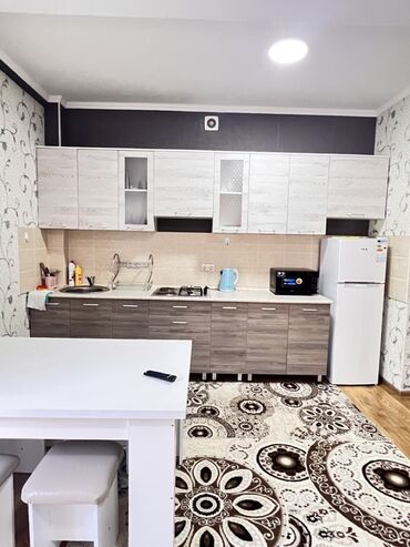 Продажа квартир: Продается 2 комнатная квартира в ЦО «Лазурный берег». Квартира — 6