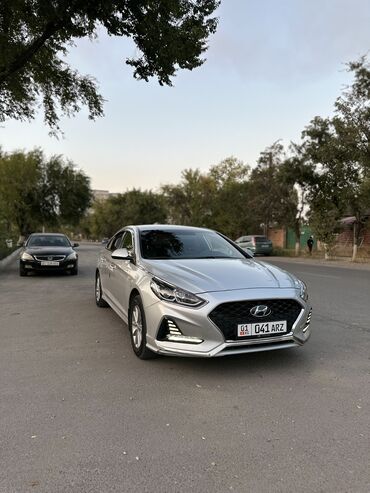 прадаю саната: Hyundai Sonata: 2019 г., 2 л, Автомат, Газ, Седан