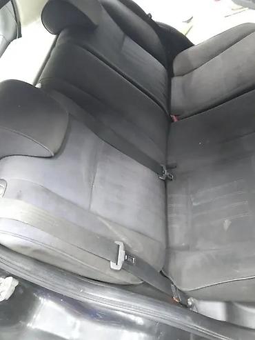 Sedišta: Alfa Romeo 147 sedista 5v. Alfa Romeo 147 sedista 5v Originalni delovi — 5