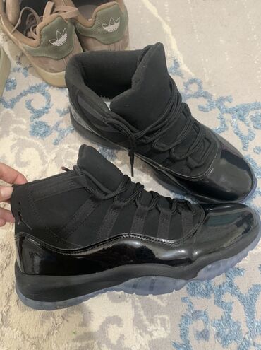 баскетбольные ботасы: Кроссовки и кеды — подборка из трех пар:45 размер 1) Баскетбольные