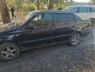 Volkswagen: Volkswagen Golf: 1993 г., 1.8 л — 2