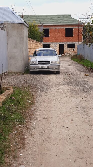 Mercedes-Benz: Mercedes-Benz C 180: 1.8 l | 1998 il Sedan — 9