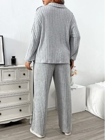 Kompleti: Cena 2900din Vel 0XL,1XL,2XL,3XL,4XL Poručuje se, isporuka za nedelju — 11