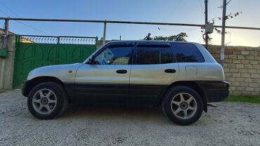 Toyota: Toyota RAV4: 2 l | 1997 il Ofrouder/SUV — 7