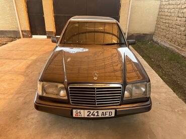 Mercedes-Benz W124: 1993 г., 2.2 л, Механика, Бензин, Седан