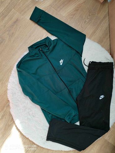 nike tech fleece jeftino: Nike, S (EU 36), Jednobojni, bоја - Maslinasto zelena