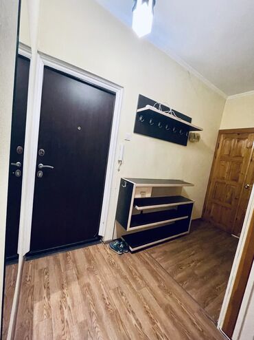 Долгосрочная аренда квартир: 1 комната, Агентство недвижимости, Без подселения, С мебелью частично — 2