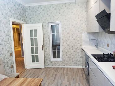 Uzunmüddətli kirayə mənzillər: Xətai metrosunun yani "Lexus"un arxasında 24 mərtəbəli binanın 22 — 7