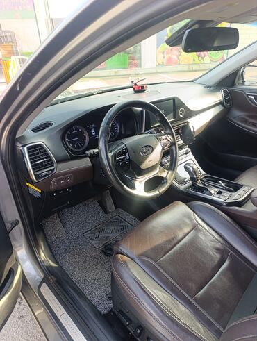 Hyundai: Hyundai Grandeur sedan - Korpus: Boz rəng, dinamik və axıcı sedan — 5