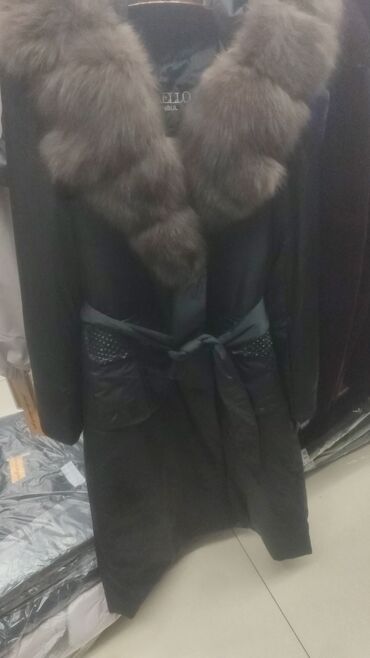 Пуховики и зимние куртки: Пуховик, Короткая модель, Ультралегкий, С поясом, С мехом, Все размеры — 19