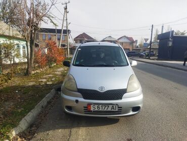 Toyota: Toyota Yaris Verso: 2002 г., 1.5 л, Механика, Бензин, Хэтчбэк