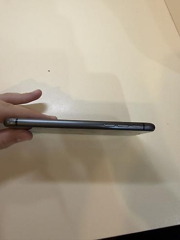 Apple iPhone: IPhone 11, Qara, Face ID — 3