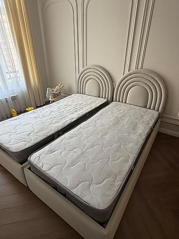 perla gence: 2 eded carpayi birlikde 300 azn. Matrasi ve bazasi var. Unvan Genclik — 1