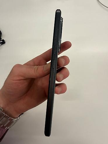 honur 400 pro: Honor 200 Pro, 256 GB, rəng - Qara, Barmaq izi, Face ID, Sensor — 5
