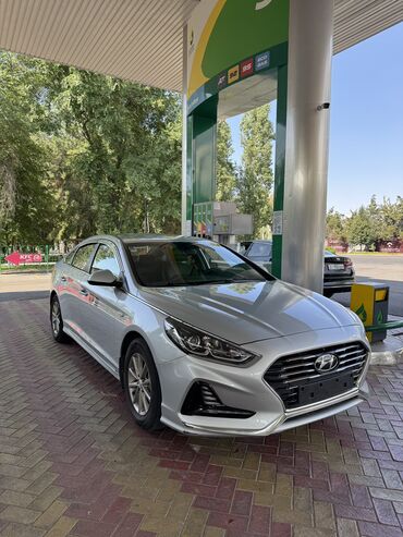 купить мотоблок мтз бу в москве: Hyundai Sonata: 2018 г., 2 л, Автомат, Газ, Седан