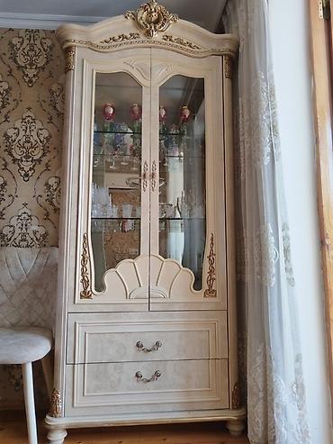 divan satisi ucuz: Klassik üslubda vitrin şkaf - Material: MDF/Laminat bazalı korpus — 1