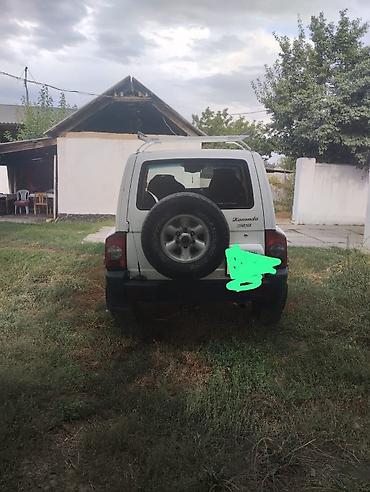 трёхдверный: Ssangyong Korando: 2001 г., 2.3 л, Механика, Дизель, Внедорожник — 2