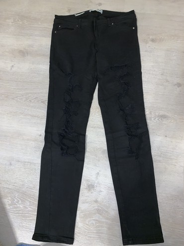 waikiki pantalone: Uske,pune elastina br 40 marka tally weijl.Odgovaraju za M,L