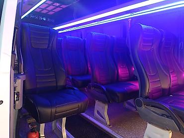 Аренда пассажирского буса: Mercedes-Benz Sprinter пассажирский микроавтобус (длинная база — 5