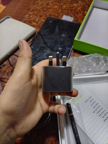 Digər planşetlər: Planşet və qapaq dəsti - Rəng: Gümüş planşet, açıq boz maqnitli qapaq — 13